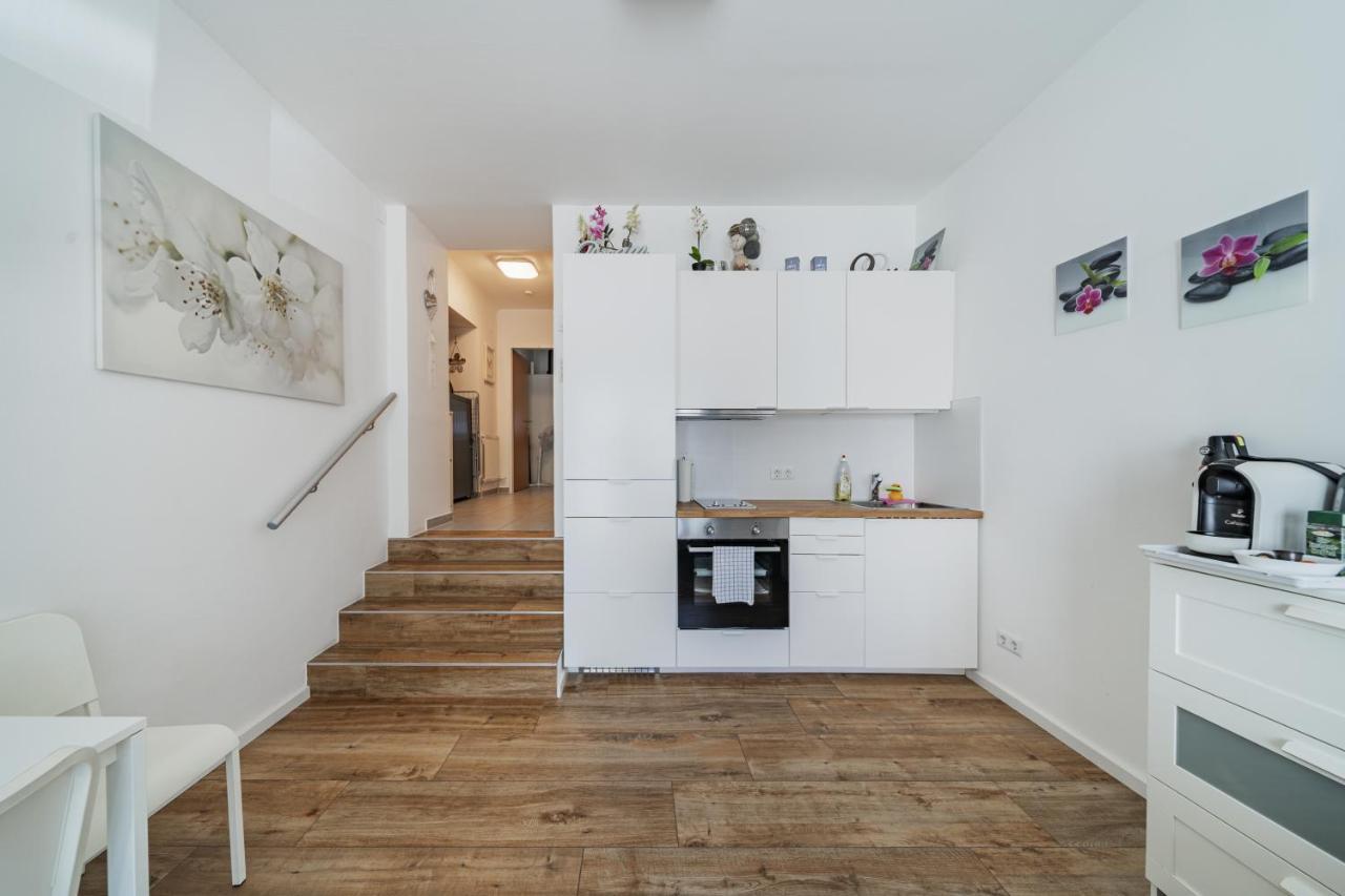 Modernes Appartement Nahe U-Bahn Und Schoenbrunn Wien Eksteriør billede