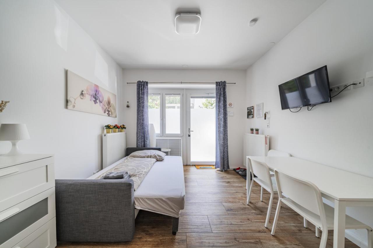 Modernes Appartement Nahe U-Bahn Und Schoenbrunn Wien Eksteriør billede